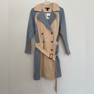 Forever 21 Two-Tone Beige and Baby Blue Trench Coat with Belt Size Medium
